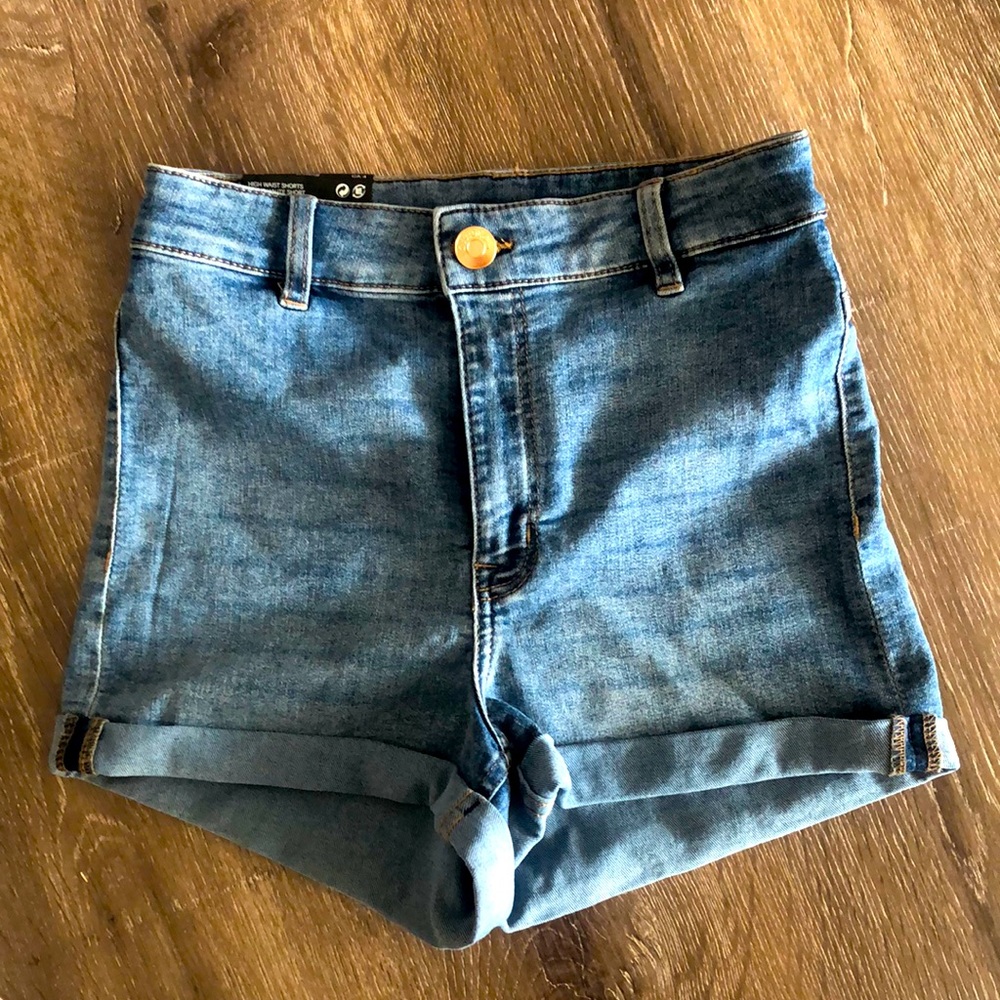 New H&M shorts